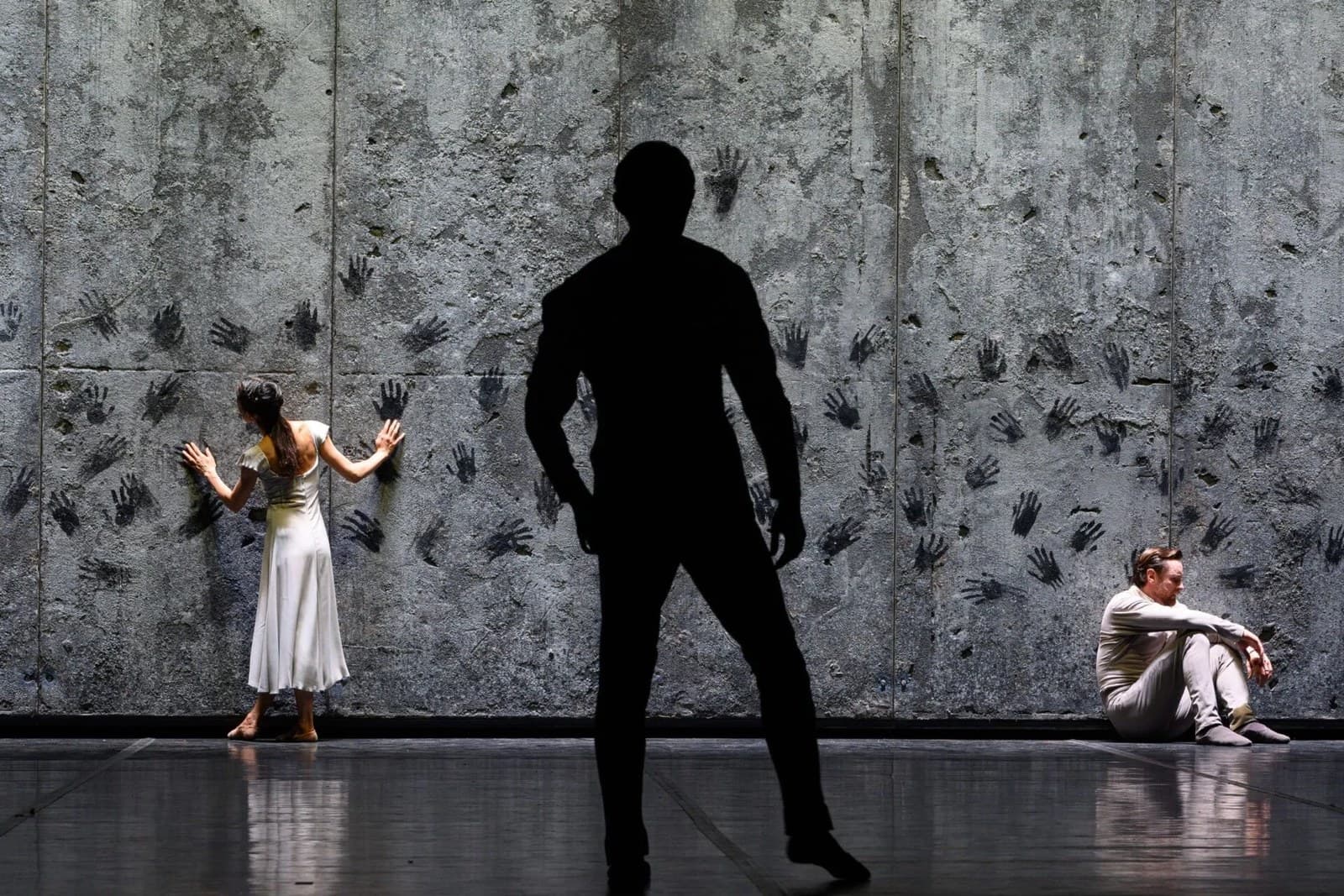 Erina Takahashi, Ken Saruhashi and James Streeter in Akram Khan's Giselle, English National Ballet